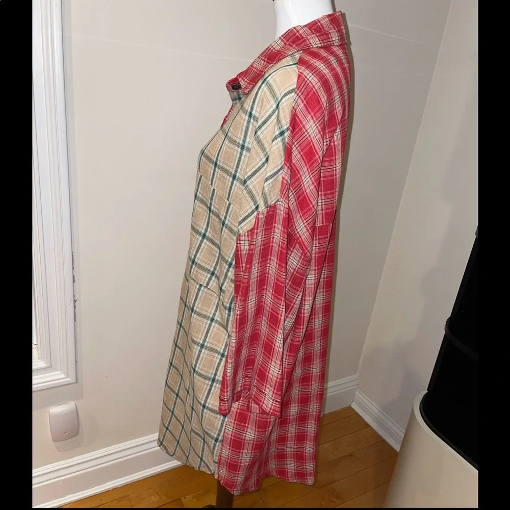 Split Color Flannel Top - Picture 3 of 6